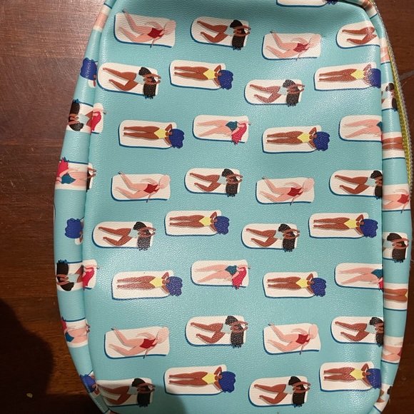 Makeup bags for bundles - Picture 16 of 16